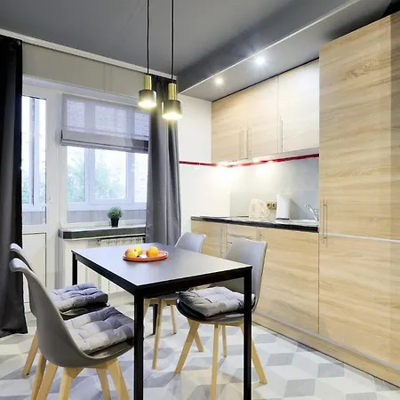 Апартаменти New Lesi Ukrainky Blvd And Olimpiyska And Kreshchatyk And Manhattan With Parking